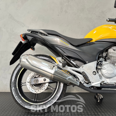 HONDA CB 300 R STD, Foto 2