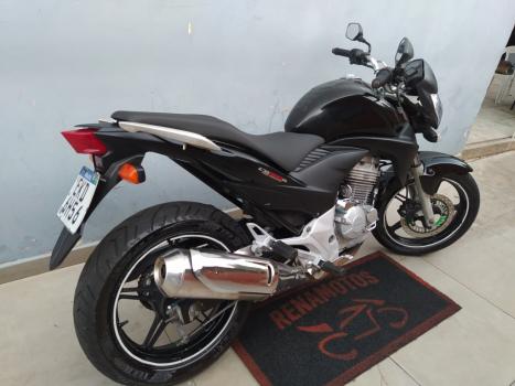 HONDA CB 300 R STD, Foto 5
