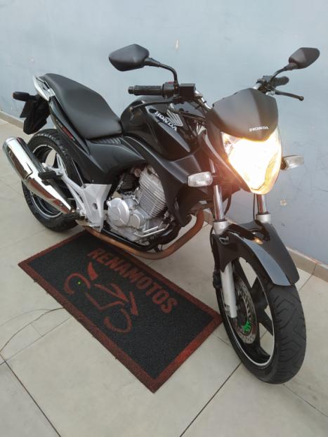HONDA CB 300 R STD, Foto 6