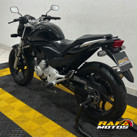 HONDA CB 300 R STD, Foto 5