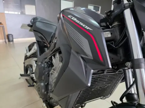 HONDA CB 650 F ABS, Foto 7
