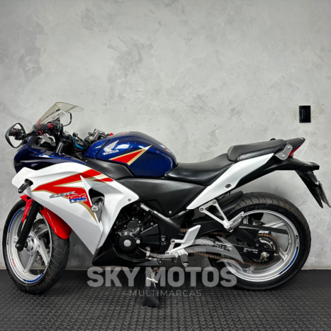 HONDA CBR 250 R, Foto 11