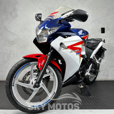 HONDA CBR 250 R, Foto 15