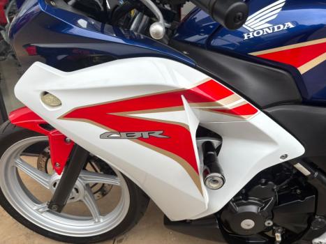 HONDA CBR 250 R, Foto 10