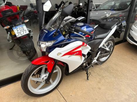HONDA CBR 250 R, Foto 12