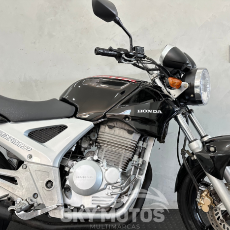 HONDA CBX Twister 250 , Foto 3