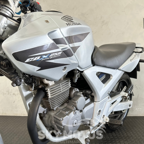 HONDA CBX Twister 250 , Foto 16