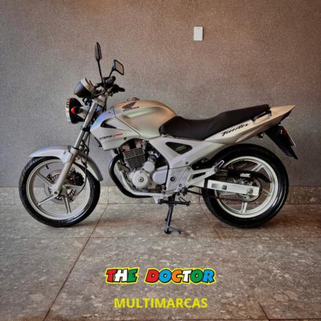 HONDA CBX Twister 250 , Foto 2