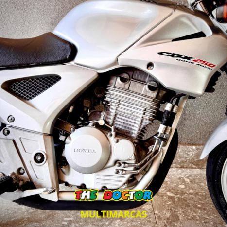 HONDA CBX Twister 250 , Foto 7