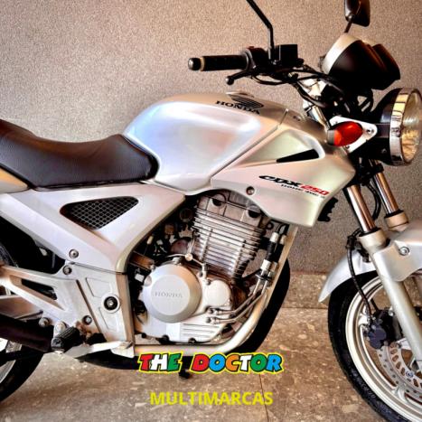 HONDA CBX Twister 250 , Foto 9