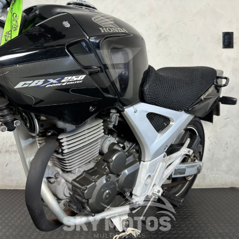 HONDA CBX Twister 250 , Foto 15