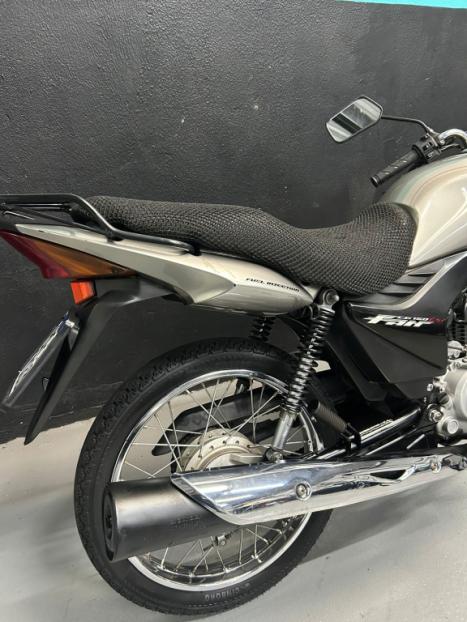 HONDA CG 150 FAN ESI, Foto 8