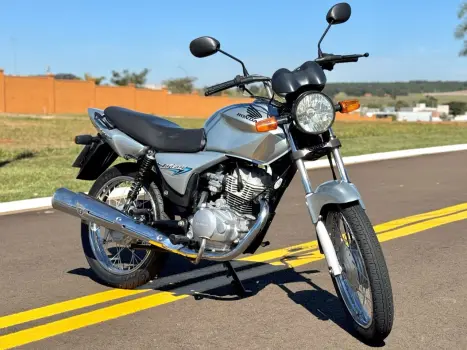 HONDA CG 150 TITAN ES, Foto 2