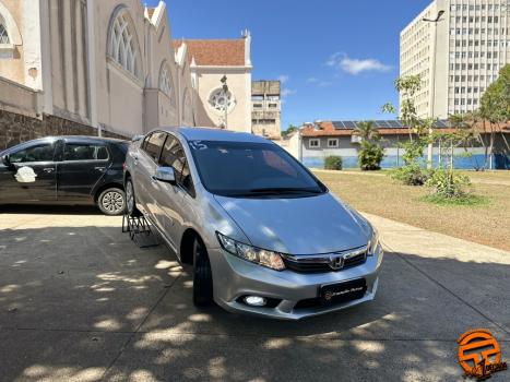 HONDA Civic 1.8 16V 4P FLEX LXS, Foto 2