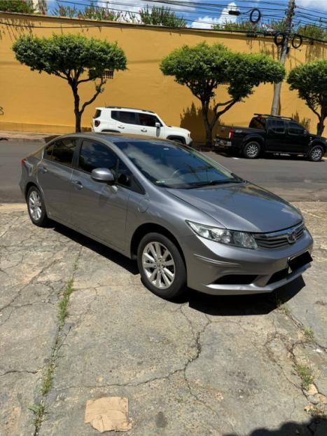 HONDA Civic 1.8 16V 4P FLEX LXS, Foto 4