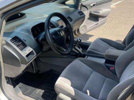 HONDA Civic 1.8 16V 4P FLEX LXS, Foto 4