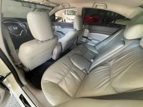 HONDA Civic 1.8 16V 4P FLEX LXS AUTOMTICO, Foto 10