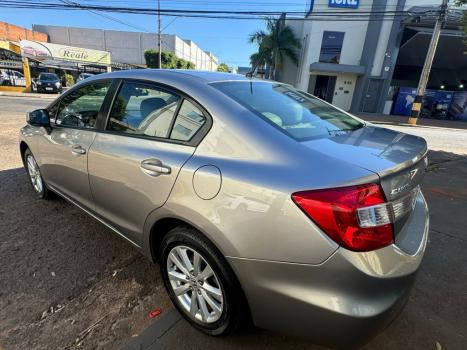 HONDA Civic 1.8 16V 4P FLEX LXS, Foto 4