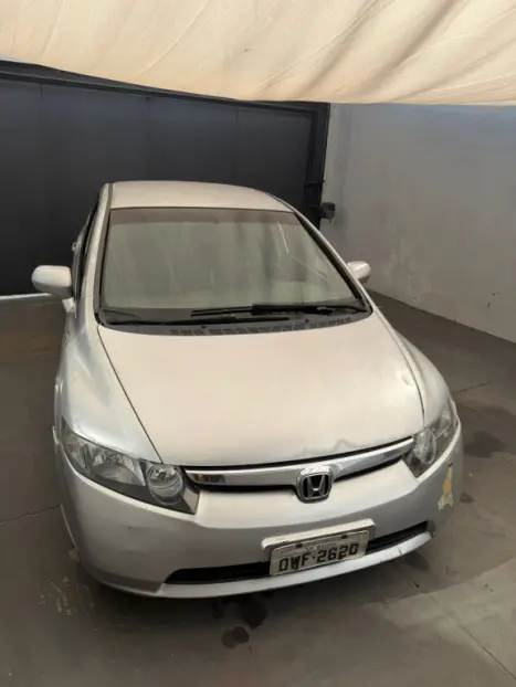 HONDA Civic 1.8 16V 4P FLEX LXL, Foto 4