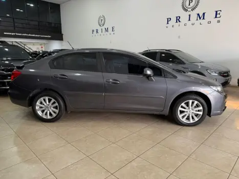 HONDA Civic 1.8 16V 4P FLEX LXS AUTOMTICO, Foto 3