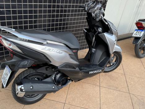 HONDA Elite 125 , Foto 2