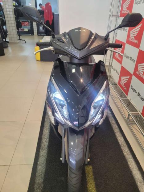 HONDA Elite 125 , Foto 3