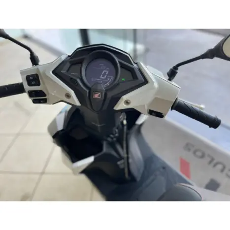 HONDA Elite 125 , Foto 3