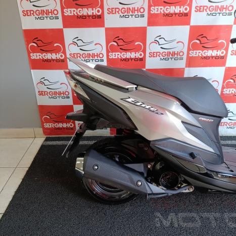 HONDA Elite 125 , Foto 2