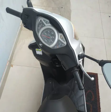 HONDA Lead 110 , Foto 4