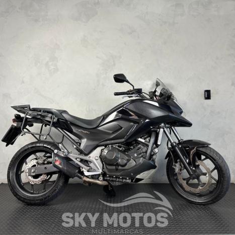HONDA NC 750 X , Foto 1