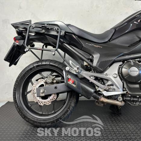 HONDA NC 750 X , Foto 2