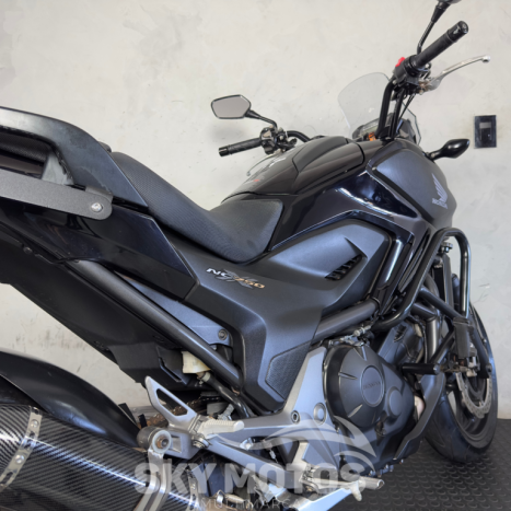 HONDA NC 750 X , Foto 7