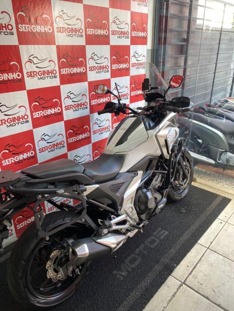 HONDA NC 750 X ABS, Foto 8