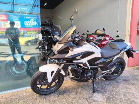 HONDA NC 750 X ABS, Foto 2