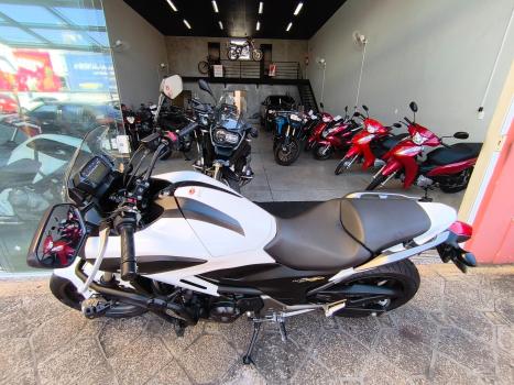 HONDA NC 750 X ABS, Foto 4