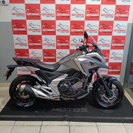 HONDA NC 750 X ABS, Foto 1