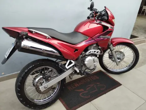 HONDA NX Falcon 400, Foto 3