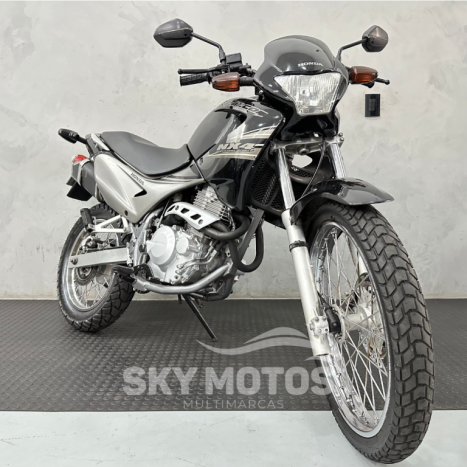 HONDA NX Falcon 400, Foto 4