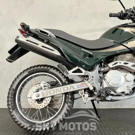 HONDA NX Falcon 400, Foto 2