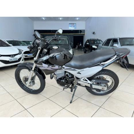 HONDA NX Falcon 400, Foto 2