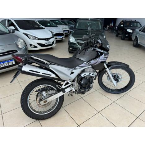 HONDA NX Falcon 400, Foto 4