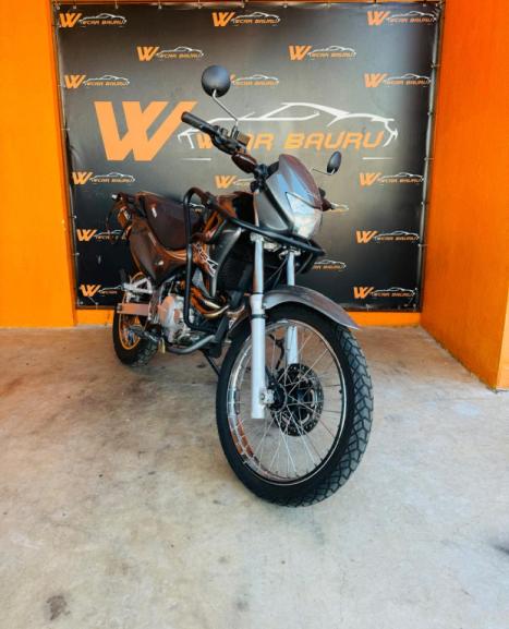 HONDA NX Falcon 400, Foto 4