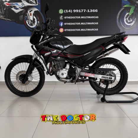 HONDA NX Falcon 400, Foto 2