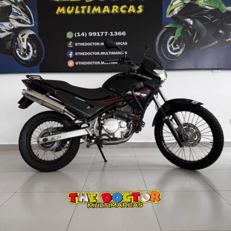 HONDA NX Falcon 400, Foto 3