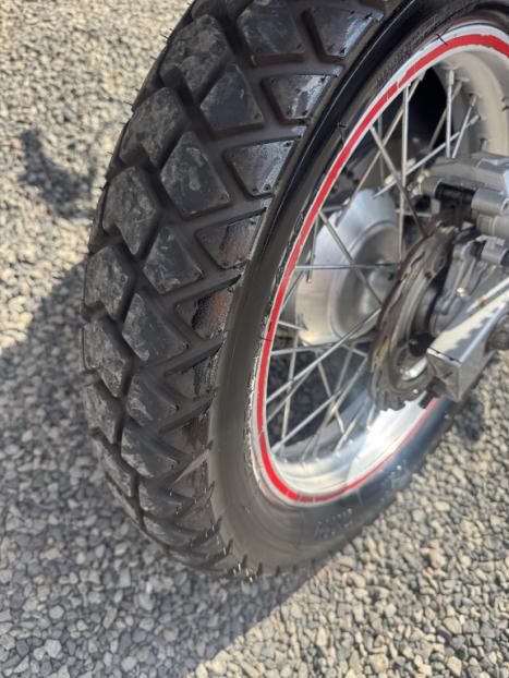 HONDA NX Falcon 400, Foto 2