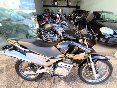 HONDA NX Falcon 400, Foto 11