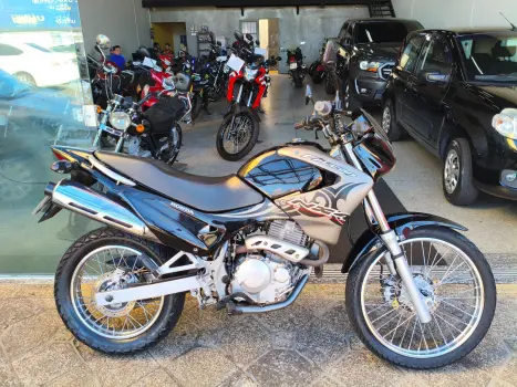 HONDA NX Falcon 400, Foto 8
