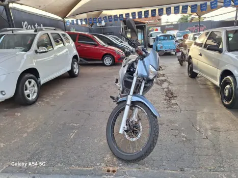HONDA NX Falcon 400, Foto 5