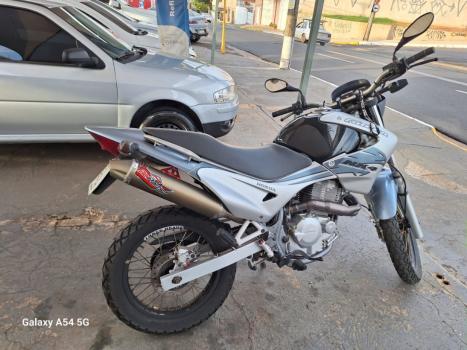 HONDA NX Falcon 400, Foto 2