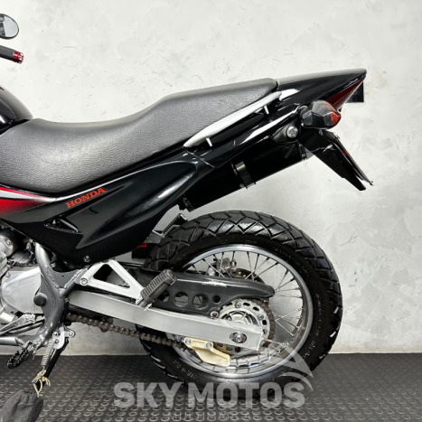 HONDA NX Falcon 400, Foto 12